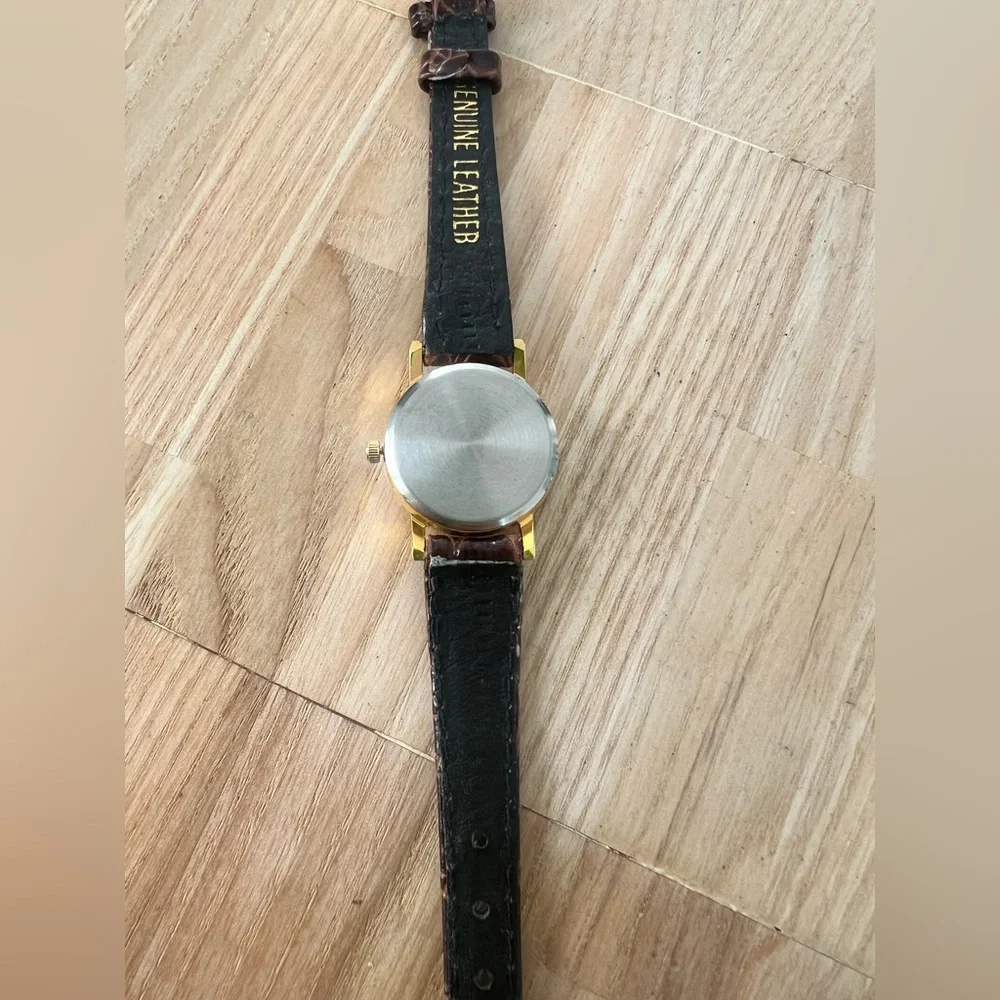 Vintage Ronica ladies gold tone brown scissor watch NEW BATTERY